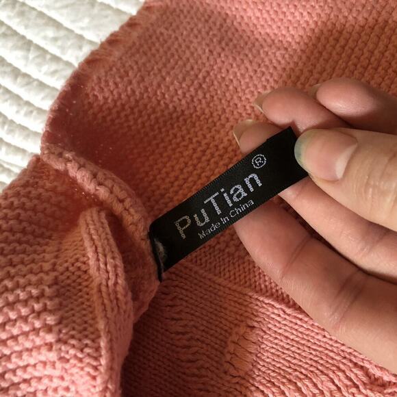 PuTian Boutique Cable Knit Hooded Poncho Vest Sleeveless Sweater Pink Size 7 8 M - Picture 7 of 7